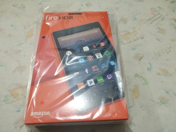 廉價平板 Amazon Fire HD 8 (2017) 開箱文 amazon fire hd 8 2017 unbox 1 600x450 - 廉價平板 Amazon Fire HD 8 (2017) 開箱文